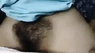 ينيك اختو صغيرا