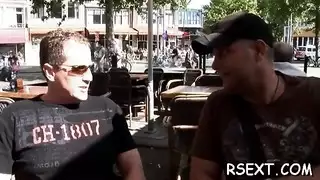 أول مرة لكم لسان في ثقب الفتاة السمينة