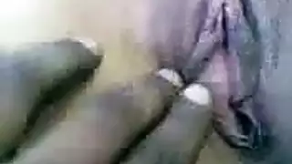 فتاة مصرية وقحة من شبرا تمص و تمارس الجنس في مشهد إكس إكس إكس