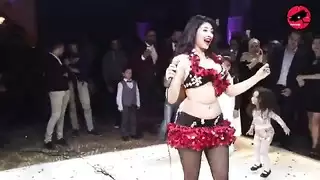 سكسي شاكيرا المغنيه