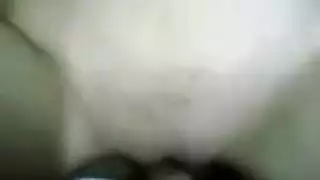 مصرية مثيرة تعرض ثدييها وتتعرض للضرب بقوة