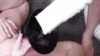 سادية وهيمنة: شقراء مراهقة تعذيب وإذلال