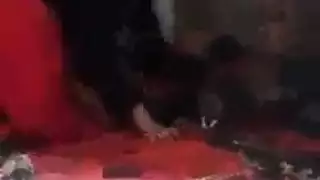 مراهقات مثلية تغوي جاراً متزوجاً لممارسة جنس شرجي مزدوج عنيف
