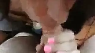 جماع جماعي عرقي: ملابس أليسا الدانتيلية تُدمر من قبل الفحول