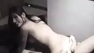 نيك حتا الرعشة قوية