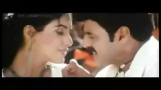 ١٠ شفاه دافئة تلتف حول قضيبي المنتصب النابض