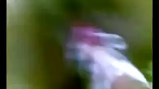 أربعة بالإصبع يا حارس الشاطئ بريطاني