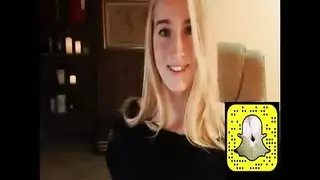 بث سناب شات خاص: مراهقة تظهر فرجها المبلل مباشرة