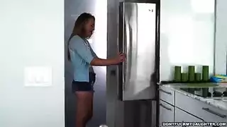 سكس شرموطة بزب اسطناعي