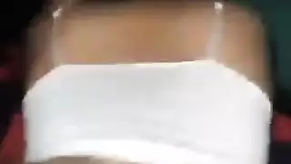 سكس إباحي سريع وقاسي: عاهرة مصرية تستمتع بالجنس الخشن