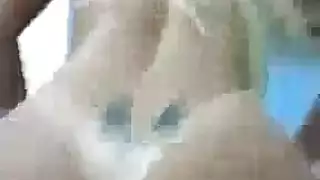 شاب شاب لذيذ يعطي رأس كام