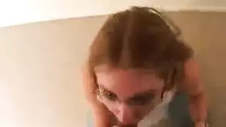 زب مراهق يدمر كس مبلل في فيديو منزلي إكس إكس إكس