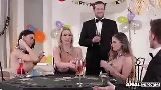 سكس جماعي في الحفلة مترجم