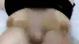 عربية بزاز يخرج حليب