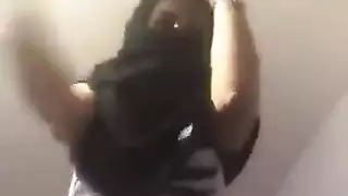 أفلام إباحية شرق أوسطية: أشرطة جنس عربية ساخنة