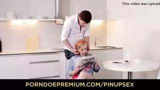 شقيقات مثلية مقص قبل الجنس الصريح