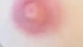 الفتاة المدللة الثرية تتعرض لثنائي قاسي في مشهد شرجي صريح