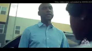 مراهقة سمراء ساخنة تفرك فرجها المبلل