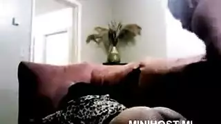 الاخ يجبر اخته على رضع زبه