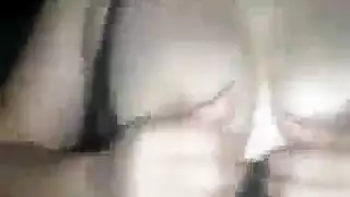 زوجة قذرة تمارس الجنس مع عشيقها القديم