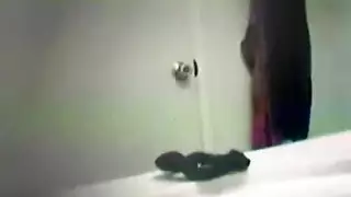 جماع بث مباشر: فتاتان ناضجتان في حركة إباحية مكثفة