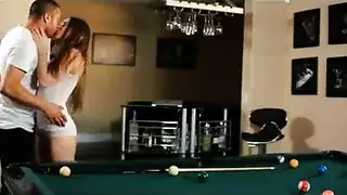 قبلات حارة نيك