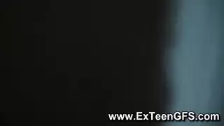 ممثلة الأفلام الإباحية تتخيل ابتلاع حملي