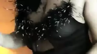 تجليخ طيز بنت متراجم