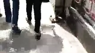 من فك الأزرار إلى النشوة: جلسة سولو لفتاة هندية