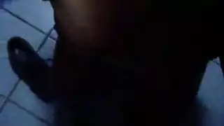 ممارسة جنس قاسي مع فتاة سمراء قرنية