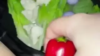 نيك الام ويرضع من زبها لبن