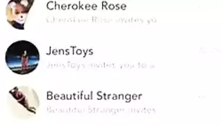 لاتينا محتاجة تحصل على قذف داخلي ضخم من عدة رجال