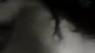 وقت الجنس الجماعي: آنا تركب عصا لحم صلبة مع رفاقها المتحمسين