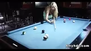 جنس شرجي مع أم مثيرة