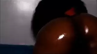 إباحية جافة تتميز بالجماع الحميم