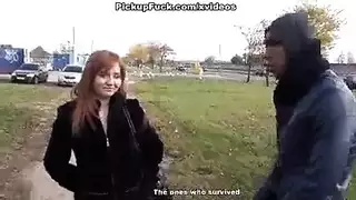 عاهرة عربية تمارس الجنس بوضعية كلابية في مقطع صريح