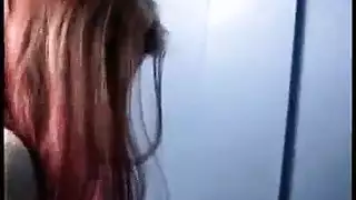 الأولاد الأشقياء يمتعون أنفسهم: فيديو جنس حقيقي في السجن