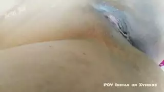 تابو الجيران المثير: زب أسود كبير يسيطر على فتاة هندية