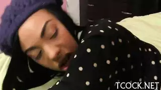 استيلاء قاسي على الطيز: صراخ لا يمكن السيطرة عليه من الجنس المكثف