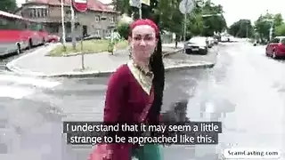 مفتوح على مصراعيه: استكشاف مهبلي في العيادة