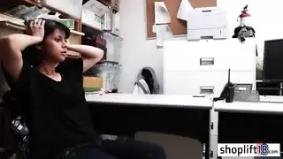 حلم بفرجها الضيق يمتطي قضيبك