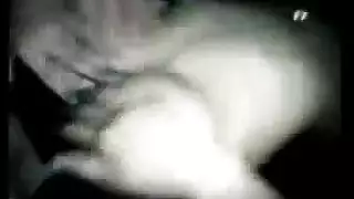 نمط حيواني صريح مع فتيات تويتر