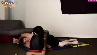 بنت تستغل ضعف ولد وتغتصبة بالقوة