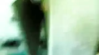 حمام عام إباحي: فتاة مصرية شرجية