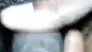 كيتوسكس عارية متحركة مصرية تتعرض للضرب