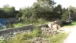 مشهد إباحي: الشقراء تسيطر على فتاة ممتلئة واقفة في جنس جامح