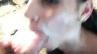 مص العضو الذكري ونيك الثدي الكبير حتى الذروة