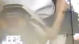 راكب الدراجة النارية غريب مسرح