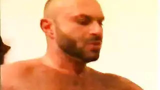 نيك صديق مكثف: لواط شرجي صريح وتبادل القذف