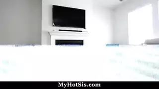 يائس لإعطائها جنس إباحي قاسٍ